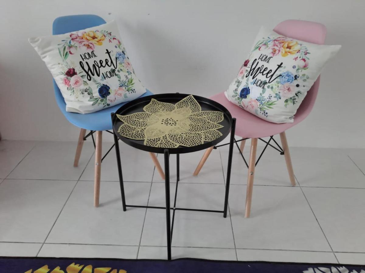 Impiana Homestay Near Putrajaya, Cyberjaya, Musliem Only,Wifi,Netflix Кампунг Денгкіл Екстер'єр фото